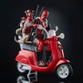 Deadpool Corps Marvel Legends Vehicle with Figure Deadpool with Scooter